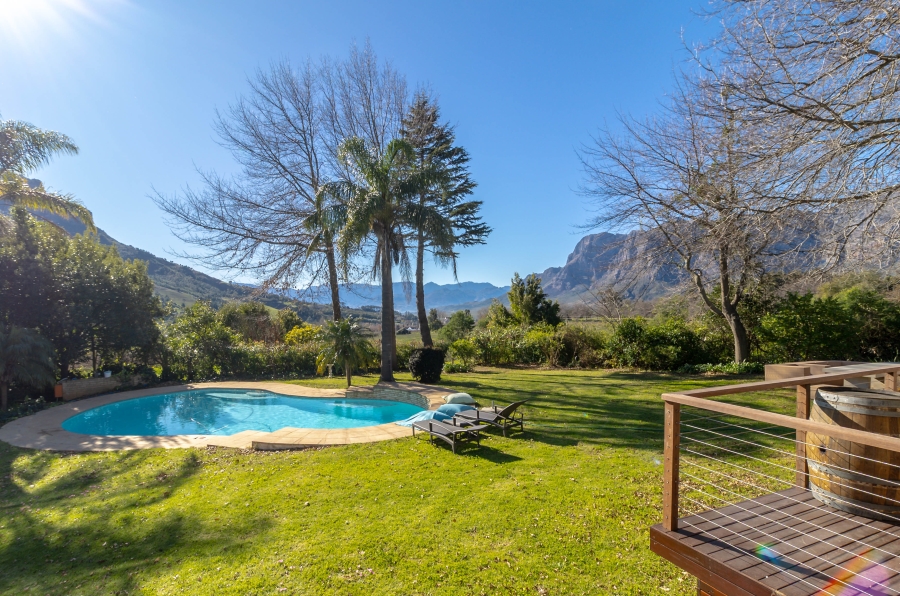 4 Bedroom Property for Sale in Stellenbosch Farms Western Cape